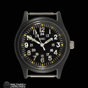 MWC Classic 1960s/70s Pattern Matt Black Vietnam Horloge on Matching – Zwart